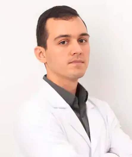 Dr. Roberto Torres